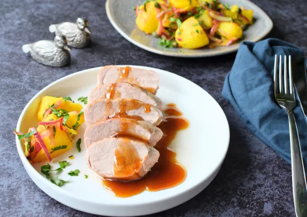 Свинско бонфиле с мед и чесън